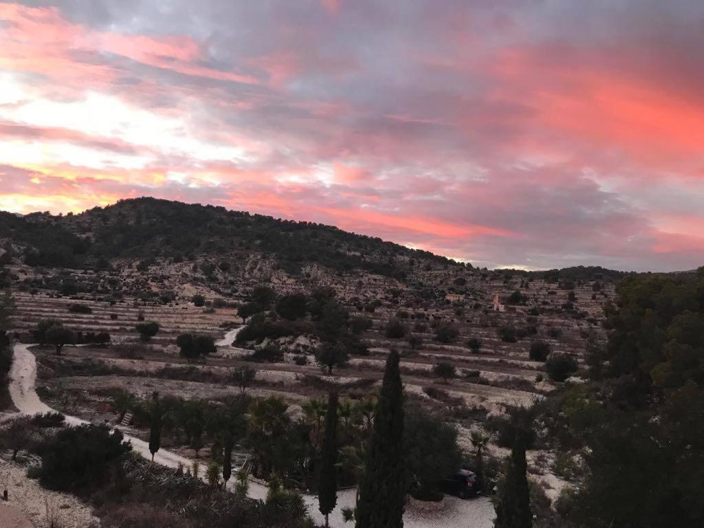 Finca Las Estrellas Relleu Dış mekan fotoğraf
